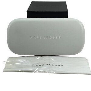 Marc Jacobs Sunglass Hard Case & Cleaning Cloth in White